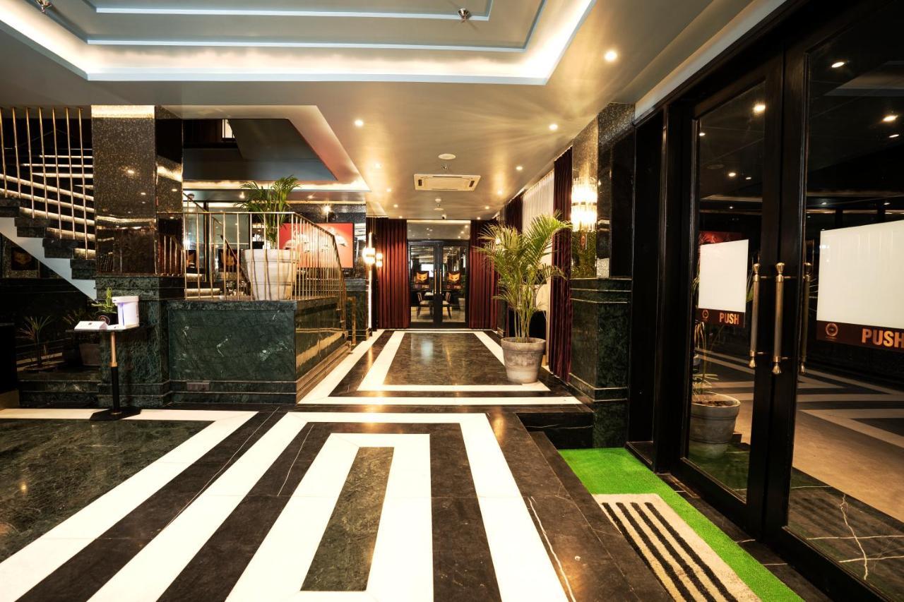 Foxoso Hotel, Delhi Airport Nuova Delhi Esterno foto
